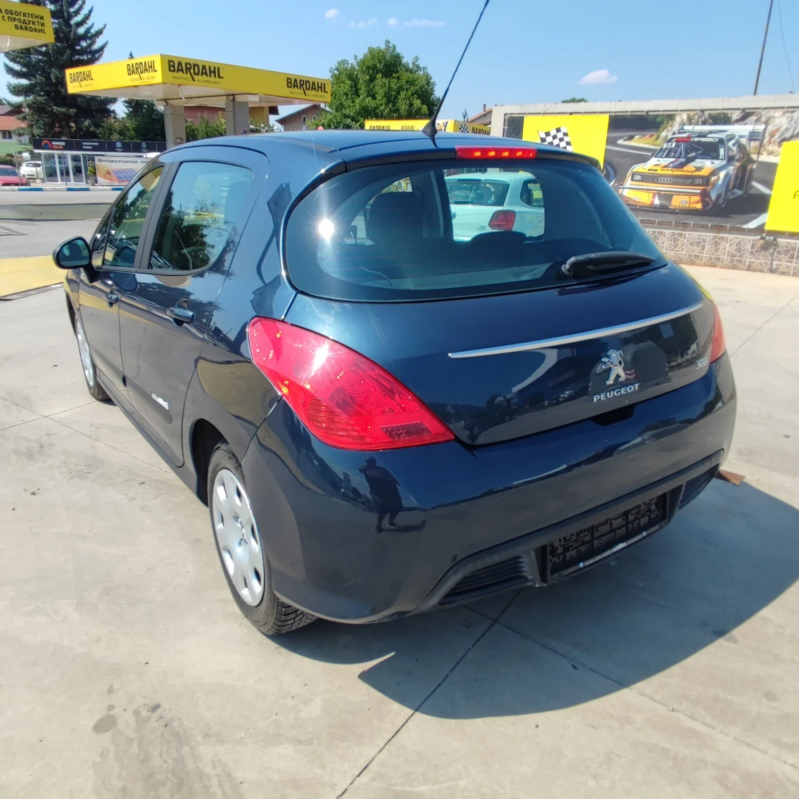 Peugeot 308 1.4i* FACELIFT* 85 хил.км* , снимка 7 - Автомобили и джипове - 55769934