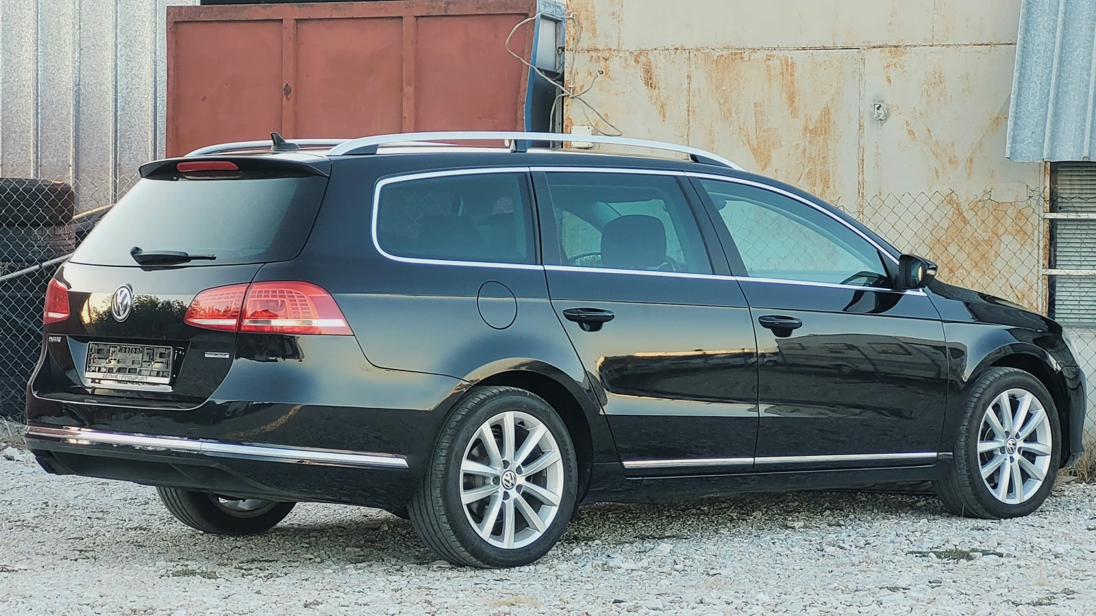 VW Passat 213хкм-Dynaudio-Webasto-Germany-Пълна история, снимка 4 - Автомобили и джипове - 55994536