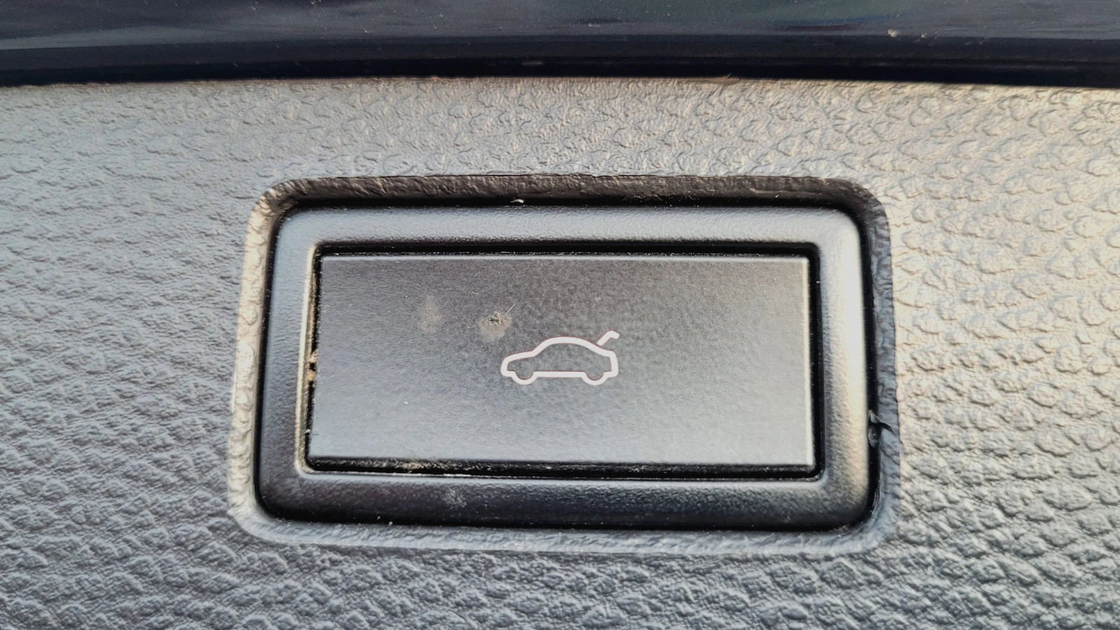 VW Passat 213хкм-Dynaudio-Webasto-Germany-Пълна история, снимка 14 - Автомобили и джипове - 55994536