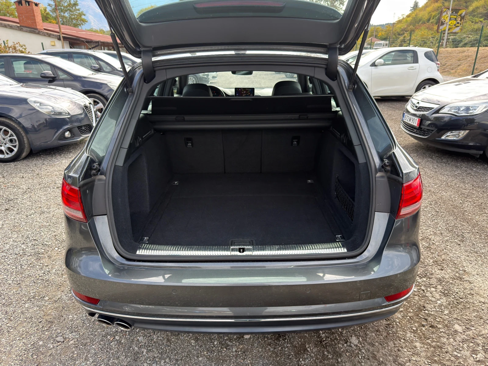 Audi A4 S-line | 2.0 TDI | Quattro | Digital, снимка 15 - Автомобили и джипове - 56429596