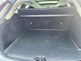 Volvo XC60 MOMENTUM | ПАНО | KEYLESS | 360 | CARFAX, снимка 13