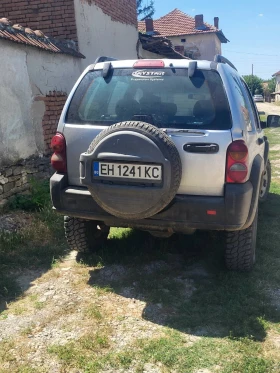 Jeep Cherokee - 3100 € / 6063.07 лв. - 71386108 2