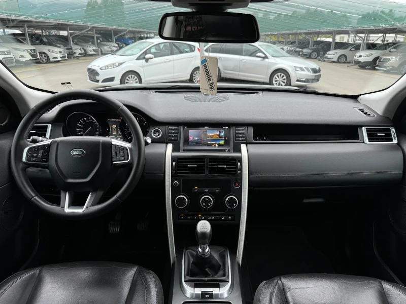 Land Rover Discovery Sport 2.2TD4 ИТАЛИЯ, снимка 12 - Автомобили и джипове - 47552976