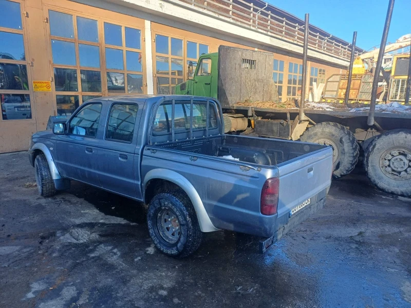 Mazda B2500, снимка 4 - Автомобили и джипове - 48536627