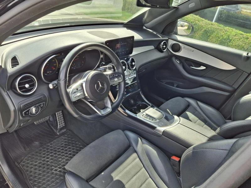 Mercedes-Benz GLC 300 d 4MATIC, снимка 8 - Автомобили и джипове - 50845632