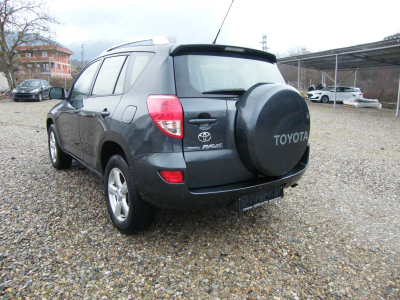 Toyota Rav4 2.2D-4D 4x4 136кс, снимка 5 - Автомобили и джипове - 53003896