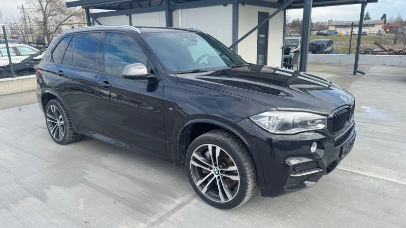 BMW X5 M50D, снимка 2 - Автомобили и джипове - 53031359