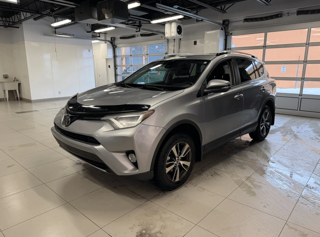 Toyota Rav4 2018 * XLE * CARFAX * ОТ ПРЕДСТАВИТЕЛСТВО, снимка 1
