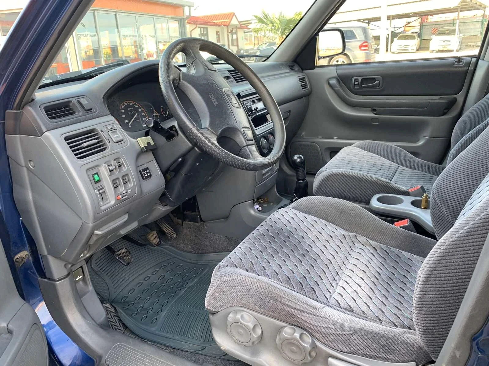 Honda Cr-v 2.0 - изображение 5