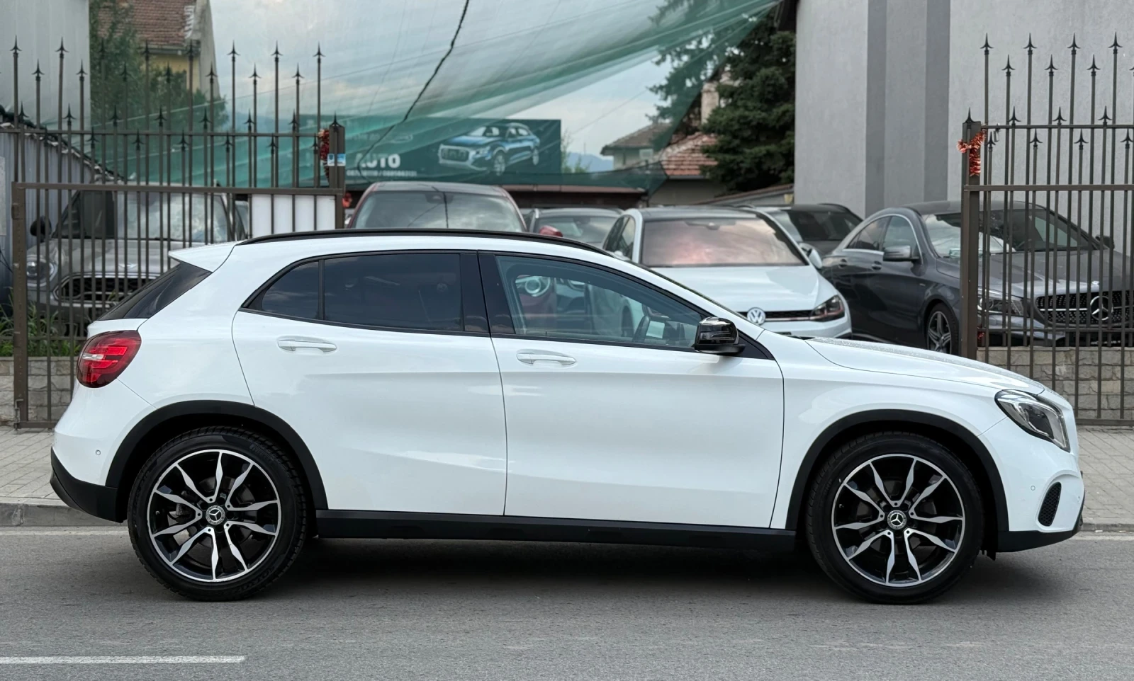 Mercedes-Benz GLA 200 AMG Line Внос Швейцария - изображение 7