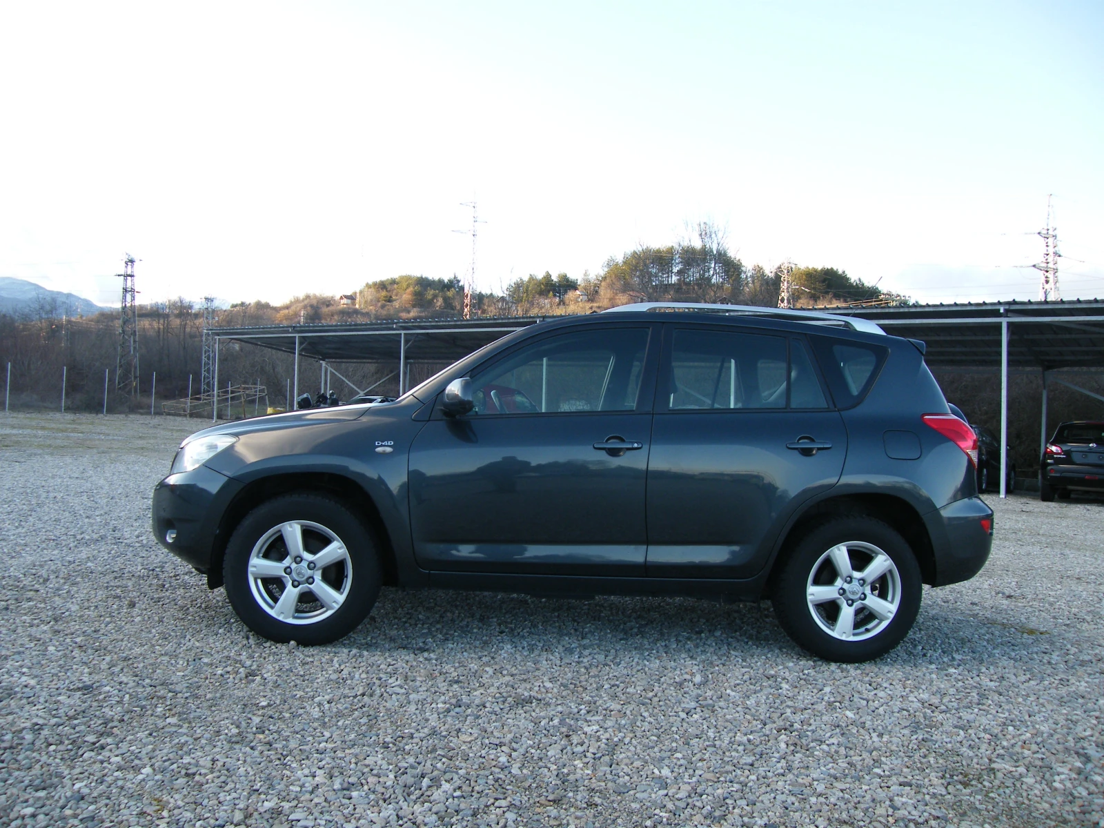 Toyota Rav4 2.2D-4D 4x4 136кс - изображение 6