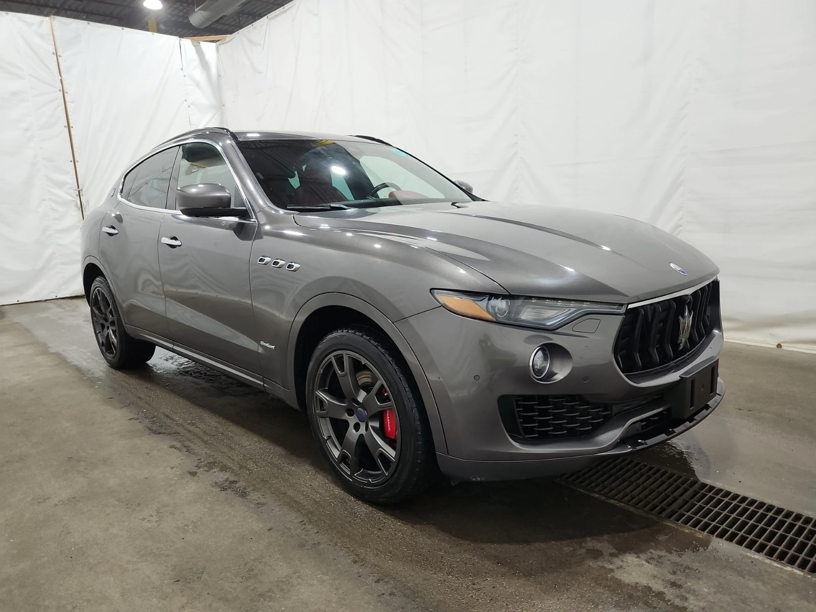 Maserati Levante 3.0L GRANSPORT| 4X4| PANORAMA| 2 КЛЮЧА| CARFAX - изображение 2