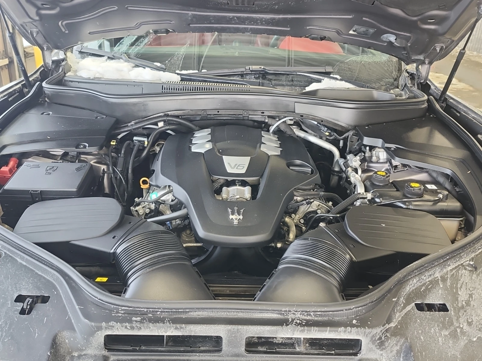 Maserati Levante 3.0L GRANSPORT| 4X4| PANORAMA| 2 �����| CARFAX | Mobile.bg � ����������� 16