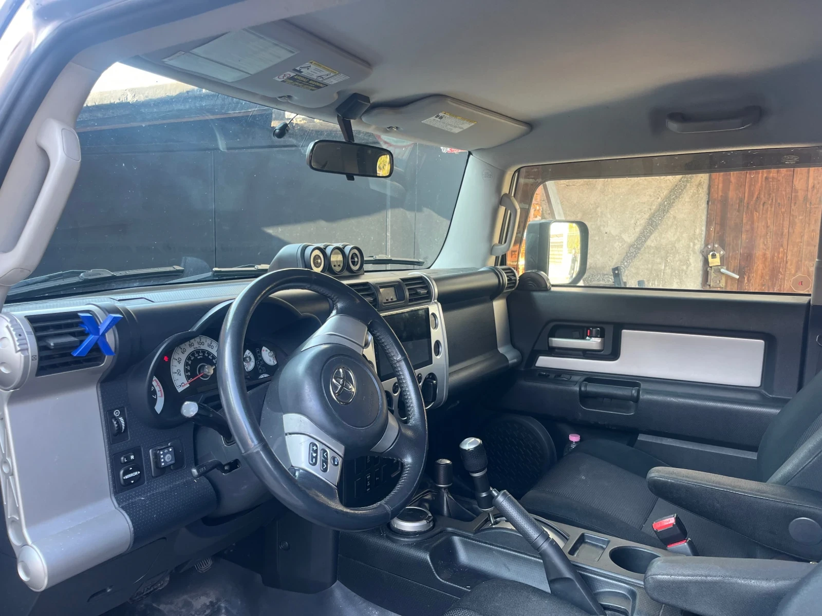 Toyota Fj cruiser, снимка 9 - Автомобили и джипове - 53752150