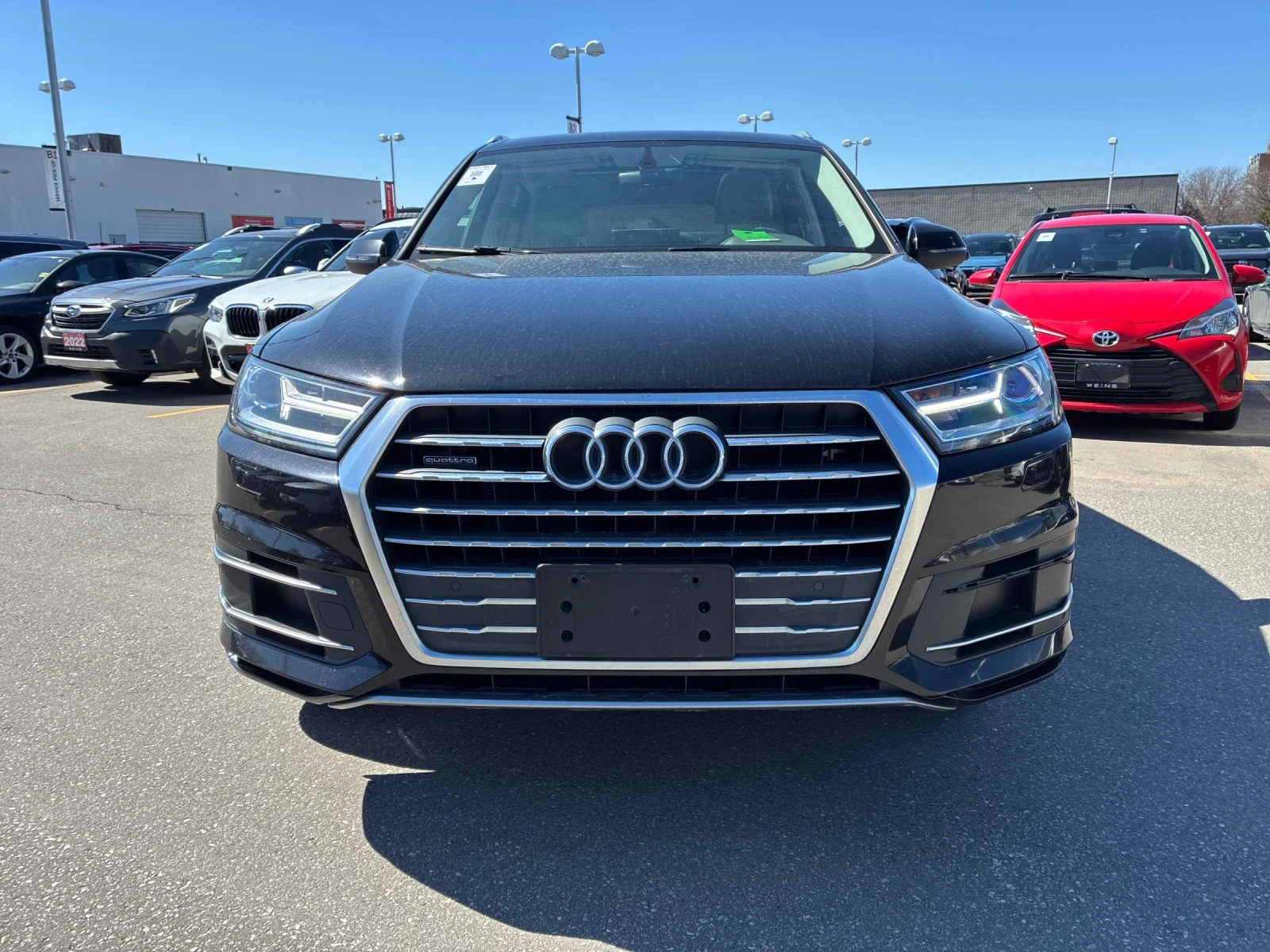 Audi Q7 KOMFORT * CAR FAX * АВТО КРЕДИТ * КЛИП НА МОТОР, снимка 2 - Автомобили и джипове - 54056544