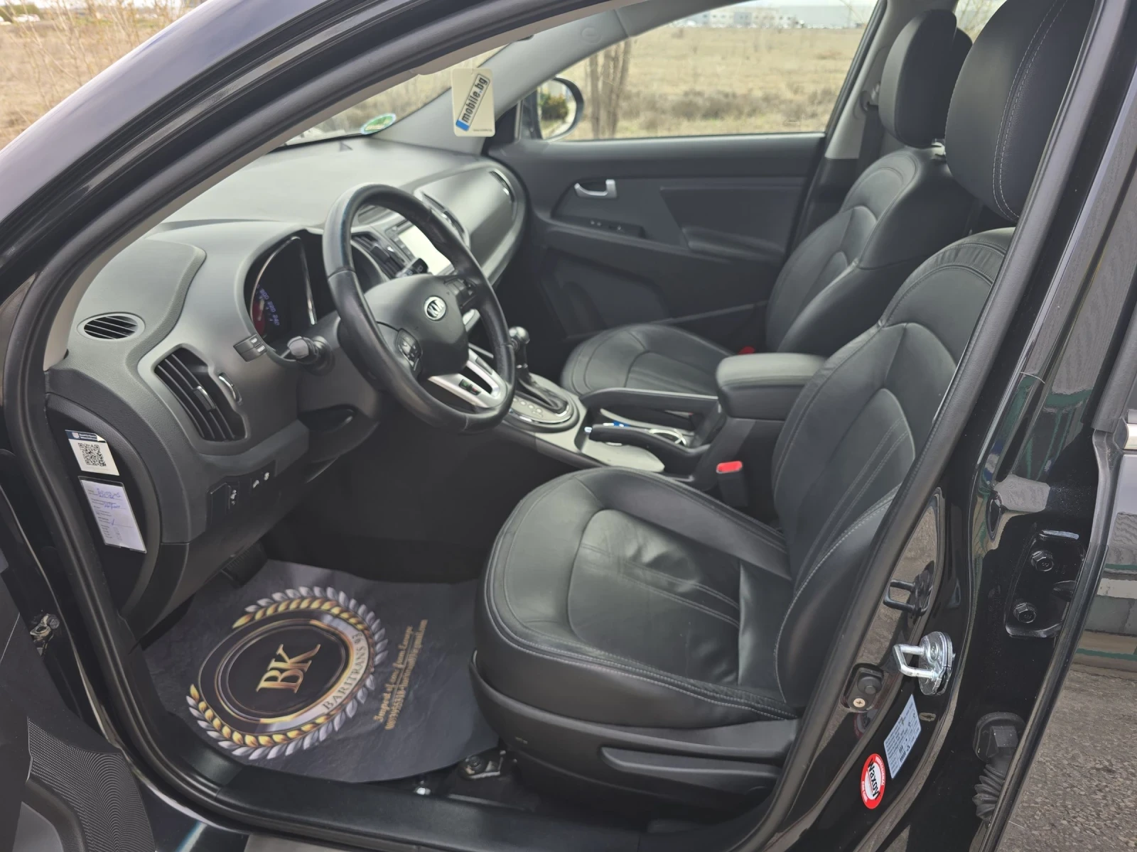 Kia Sportage 2.0i/AVTOMAT/NAVI, снимка 14 - Автомобили и джипове - 54076884