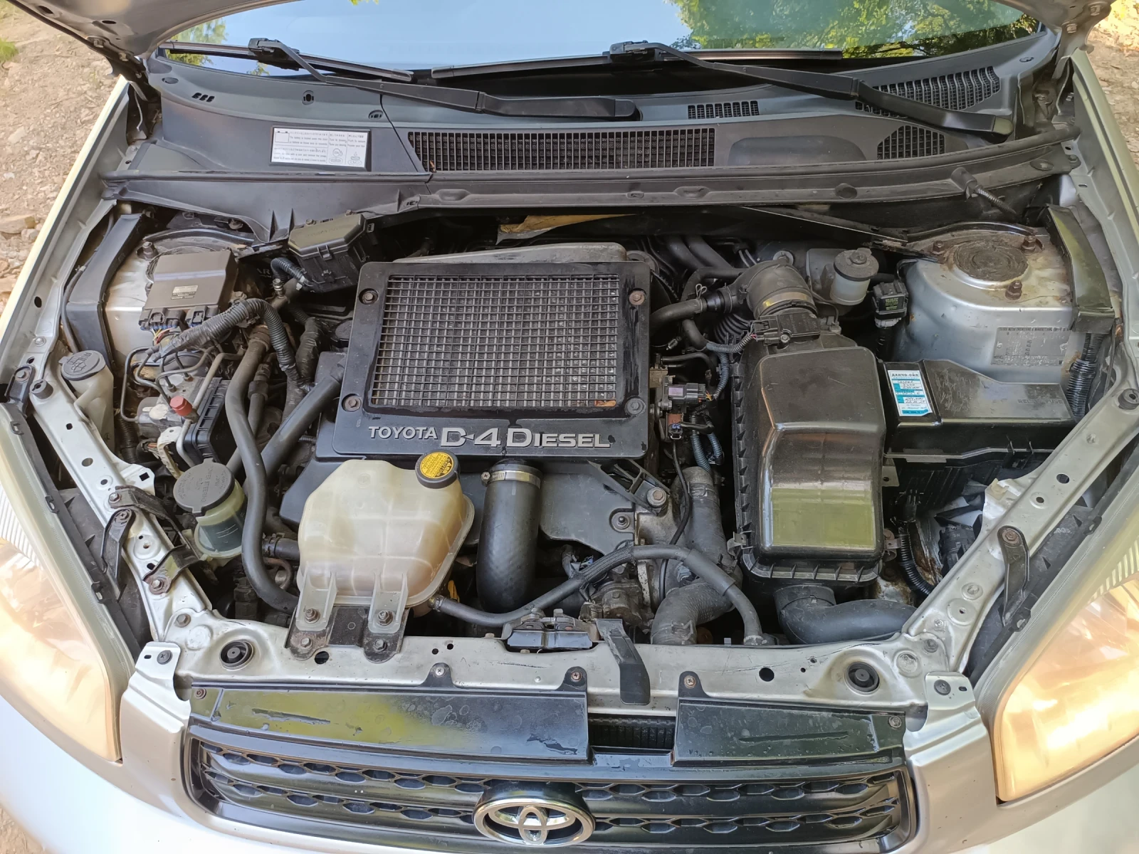 Toyota Rav4 2.0 D4D, снимка 11 - Автомобили и джипове - 54877166