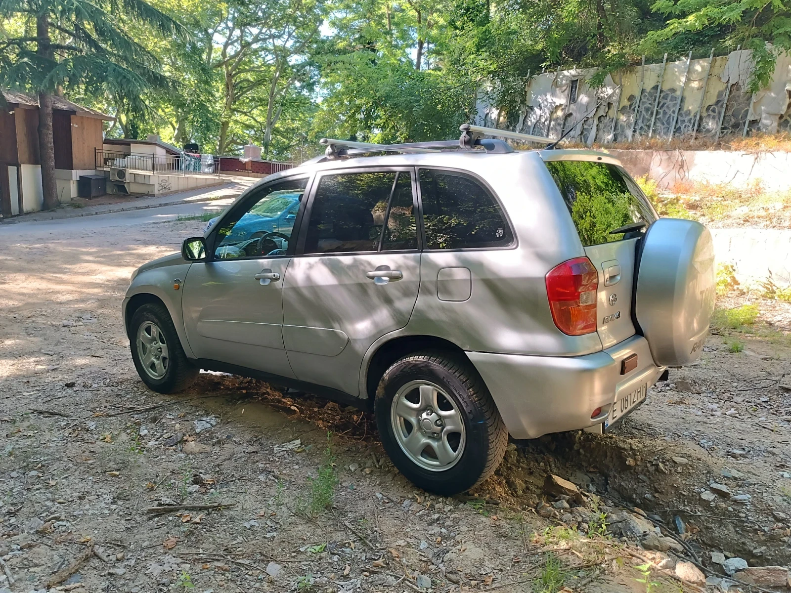 Toyota Rav4 2.0 D4D, снимка 4 - Автомобили и джипове - 54877166