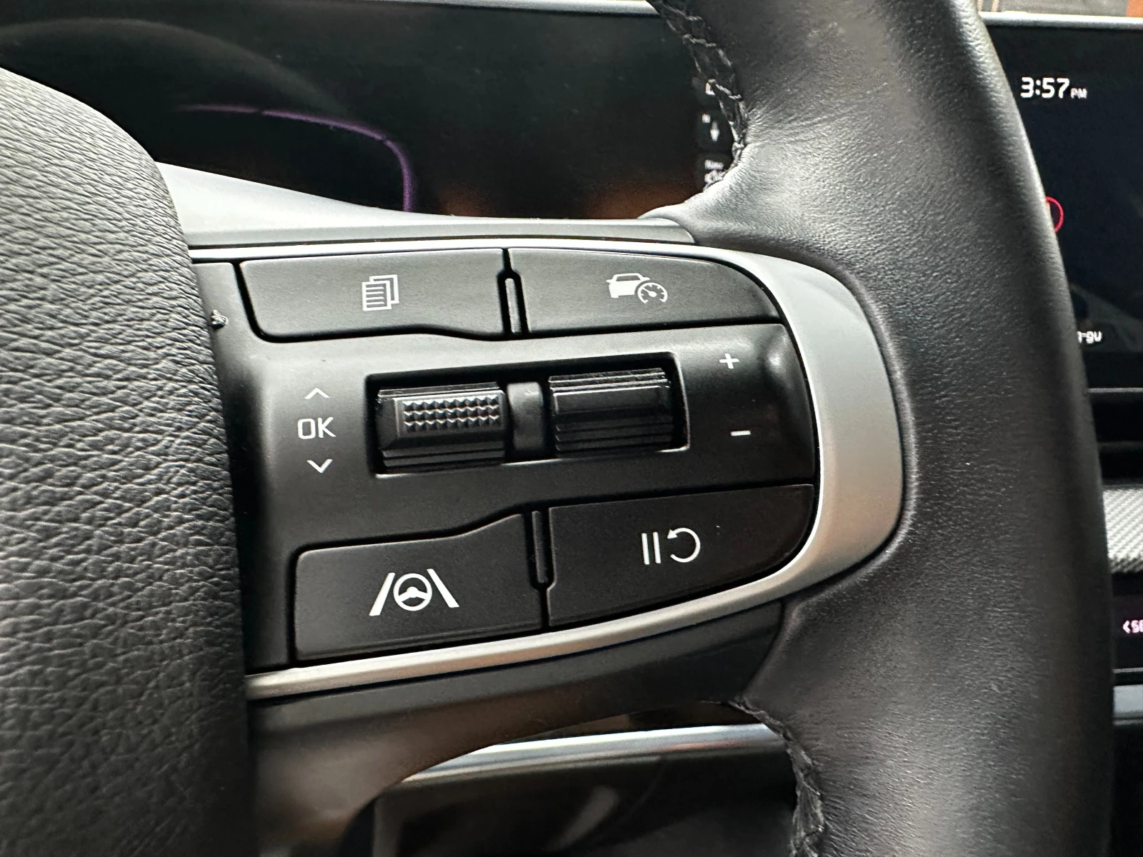 Kia Sportage 2.0d 184 к.с./4x4/Кожа/Вентилация/ Ел.седалки/Full, снимка 16 - Автомобили и джипове - 55628691