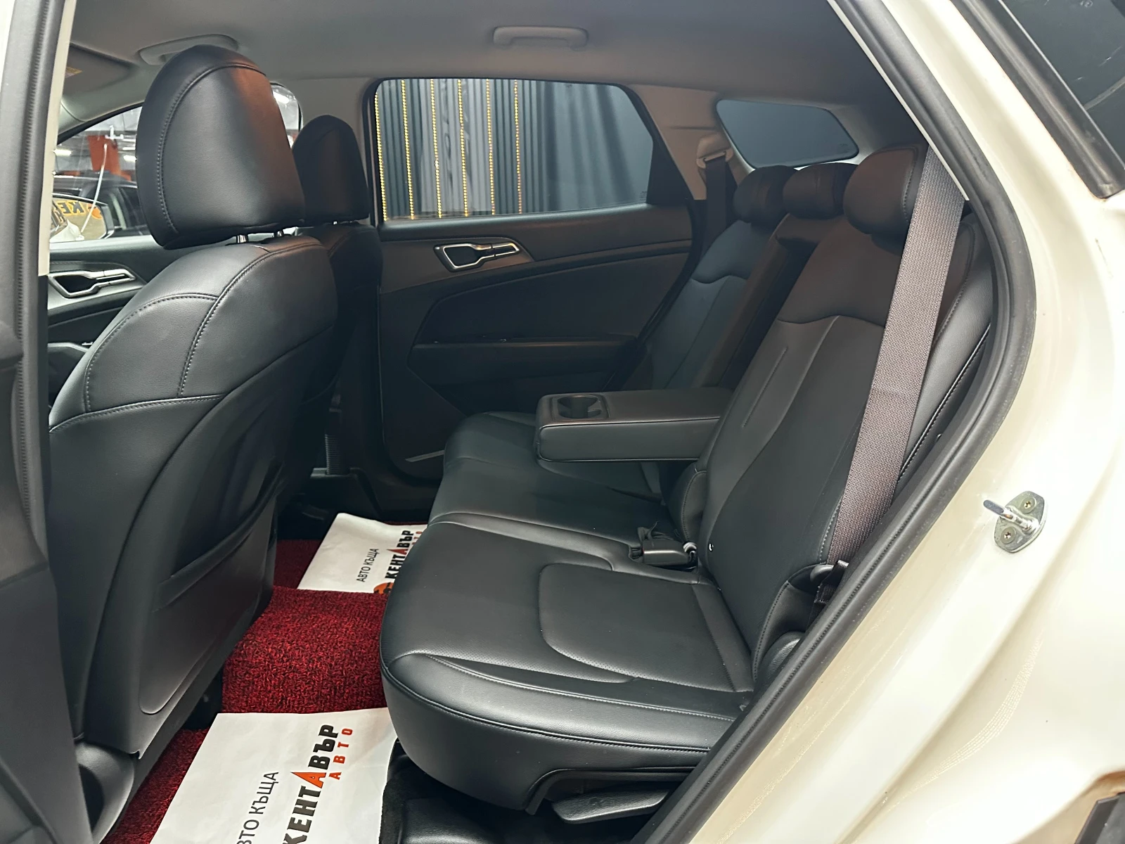 Kia Sportage 2.0d 184 к.с./4x4/Кожа/Вентилация/ Ел.седалки/Full, снимка 8 - Автомобили и джипове - 55628691