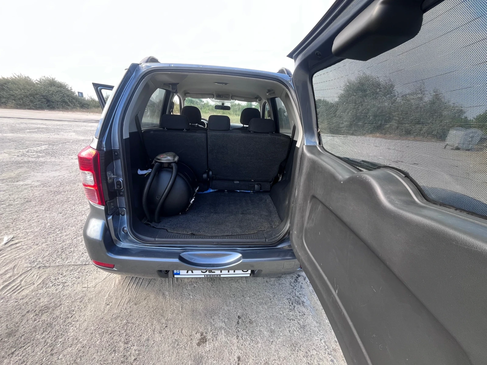 Daihatsu Terios 1.5 , снимка 13 - Автомобили и джипове - 55790932