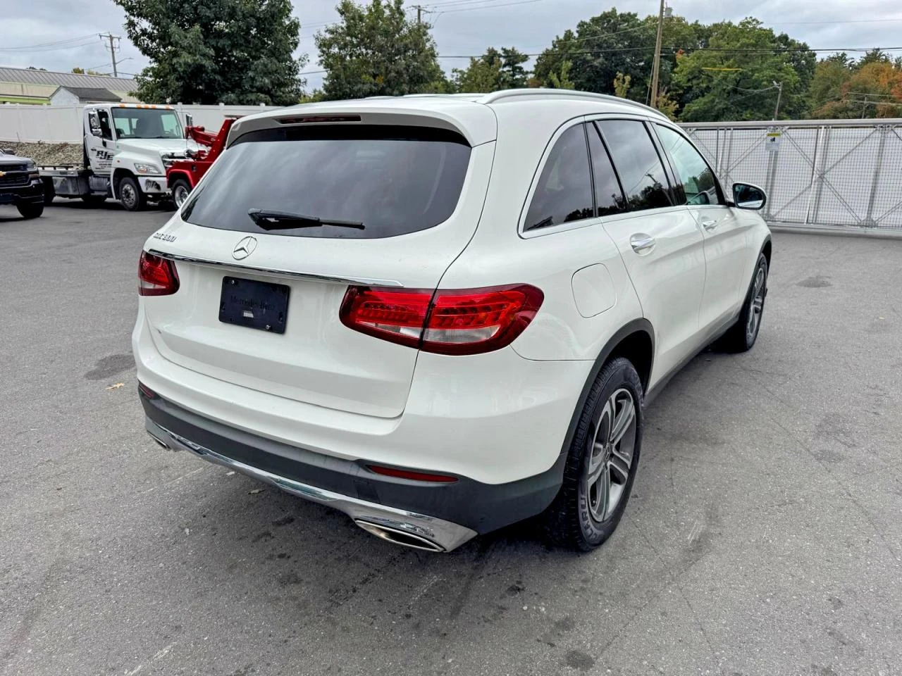 Mercedes-Benz GLC 300, снимка 4 - Автомобили и джипове - 56342182