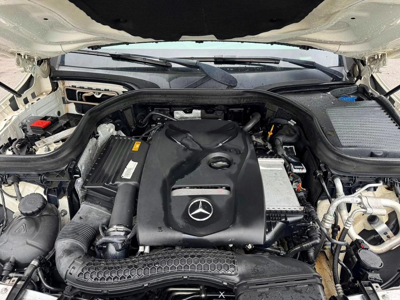 Mercedes-Benz GLC 300, снимка 11 - Автомобили и джипове - 56342182