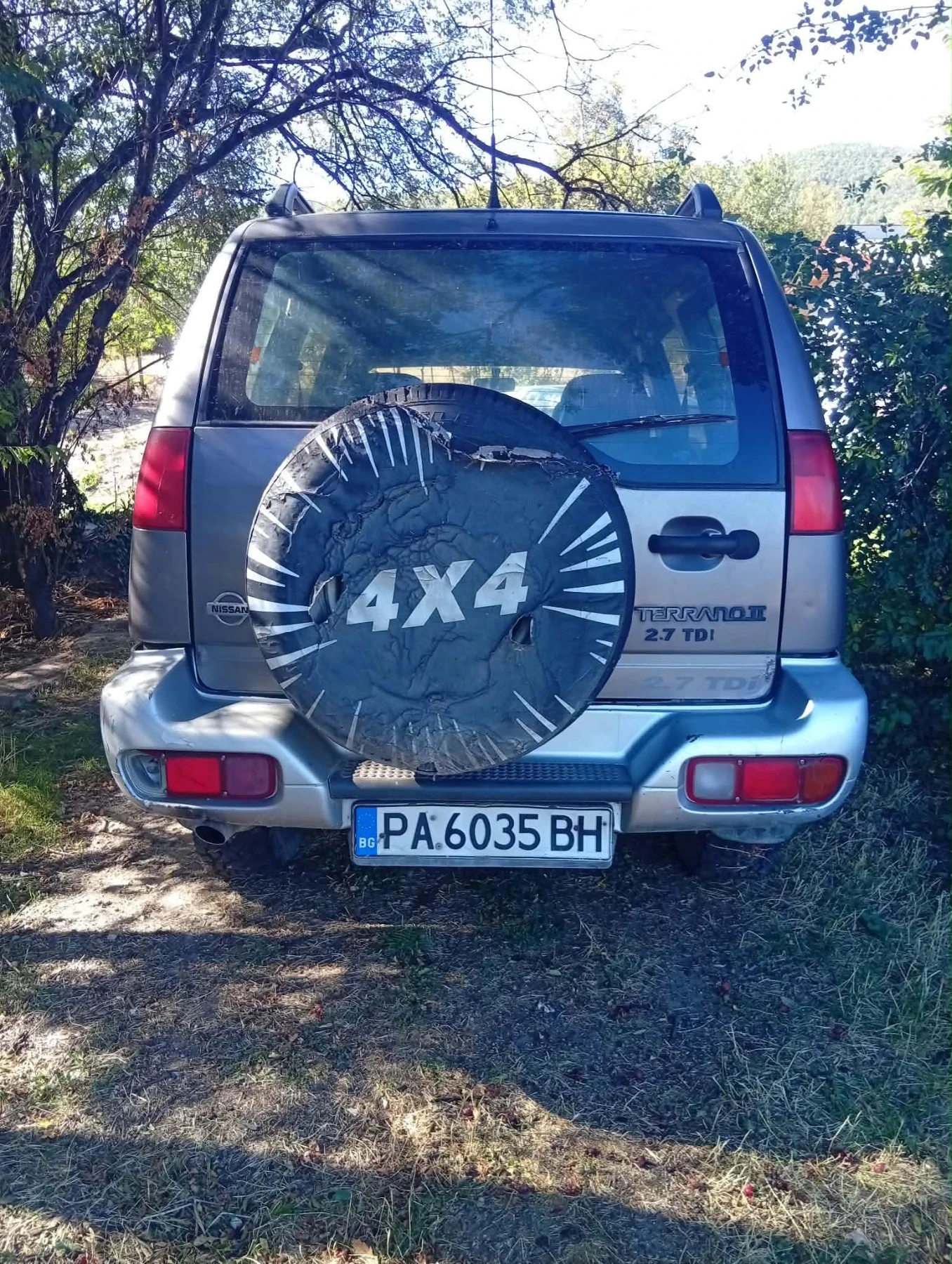 Nissan Terrano 2.7TDI, снимка 6 - Автомобили и джипове - 56483144