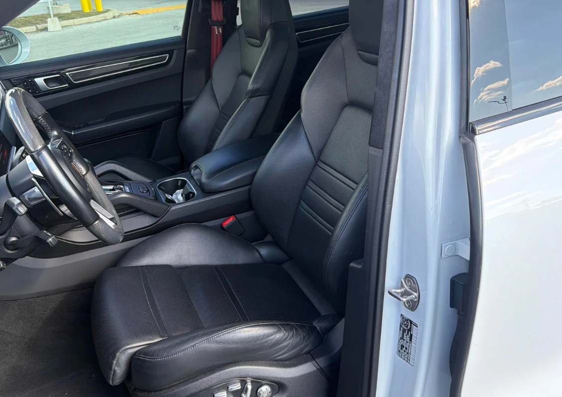 Porsche Cayenne GTS * SPORT CHRONO PKG * , снимка 8 - Автомобили и джипове - 56636999