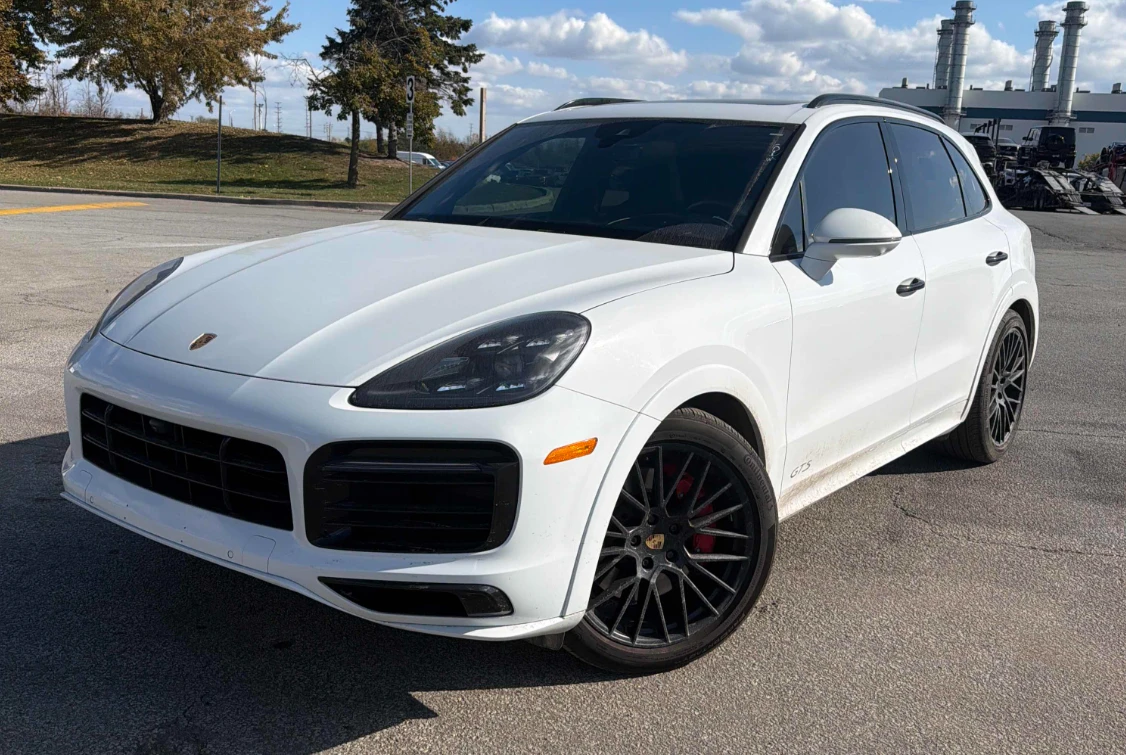 Porsche Cayenne GTS * SPORT CHRONO PKG * , снимка 2 - Автомобили и джипове - 56636999