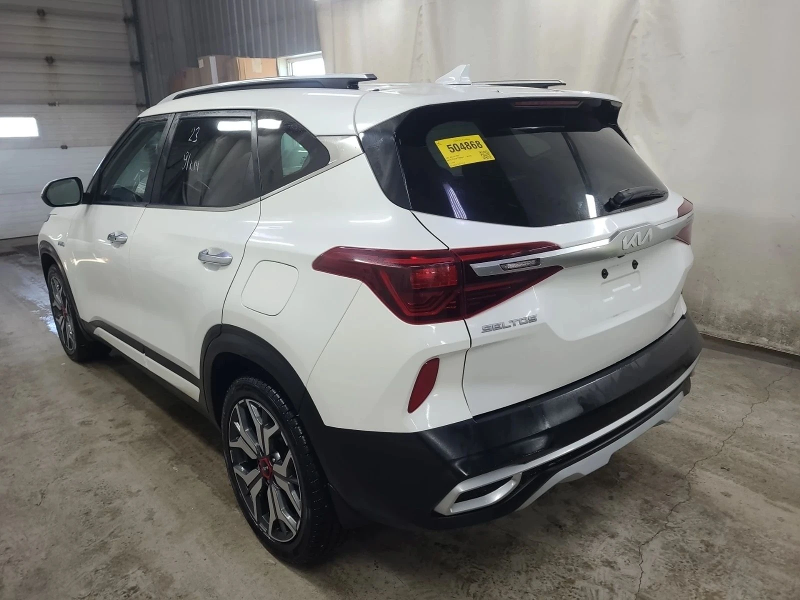 Kia Seltos, снимка 6 - Автомобили и джипове - 56686832