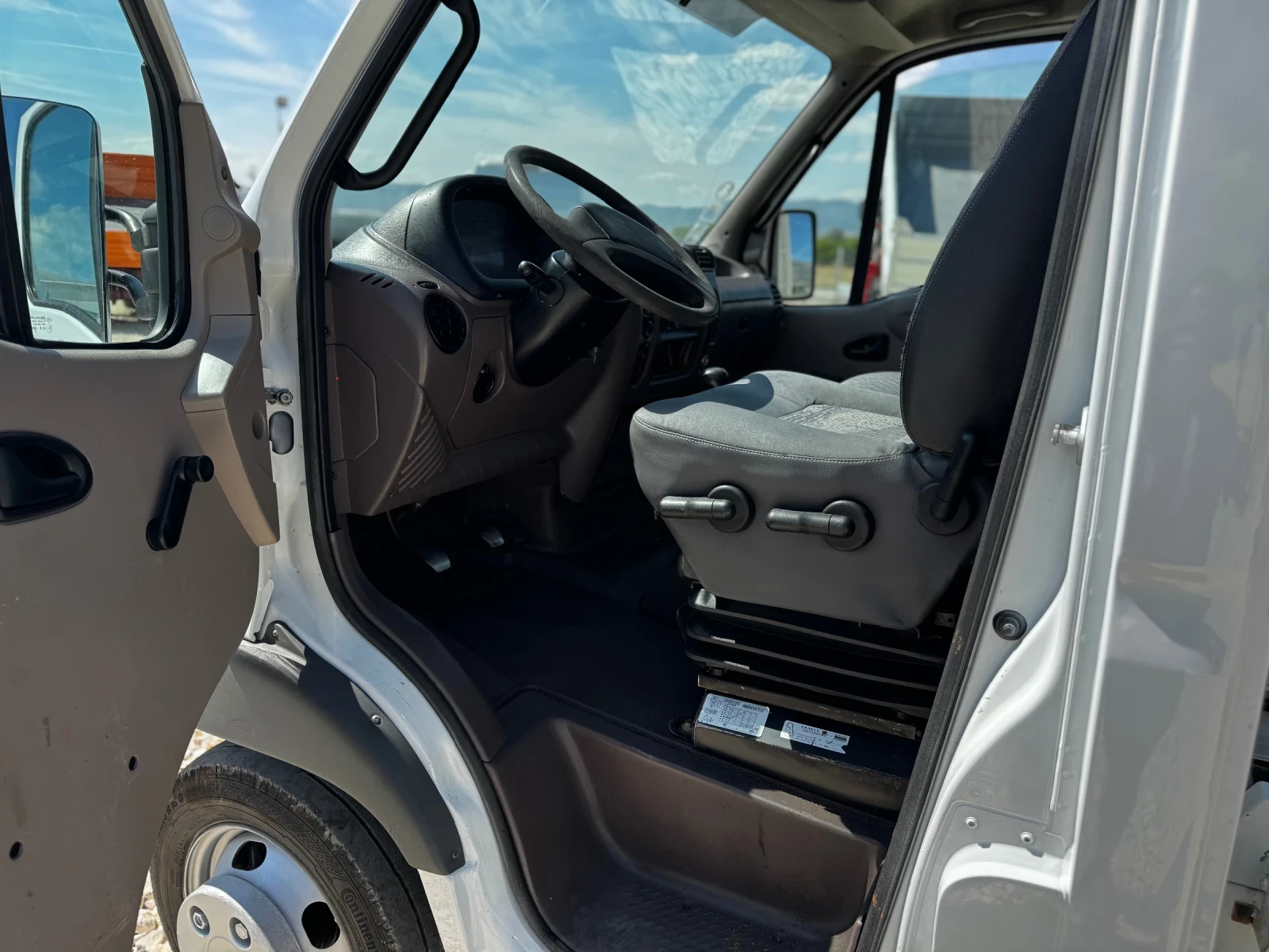 Renault Master MASCOTT 3.5t Б категория - изображение 10