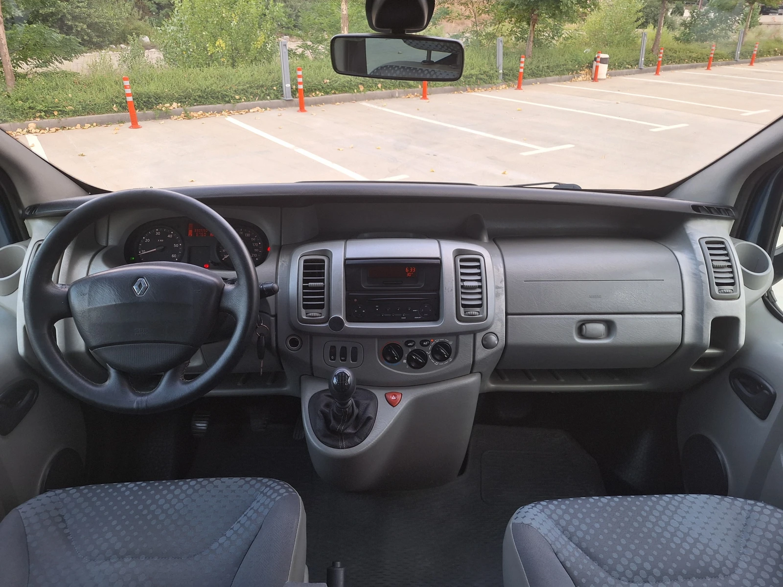 Renault Trafic 2.0DCI, снимка 10 - Бусове и автобуси - 54528575