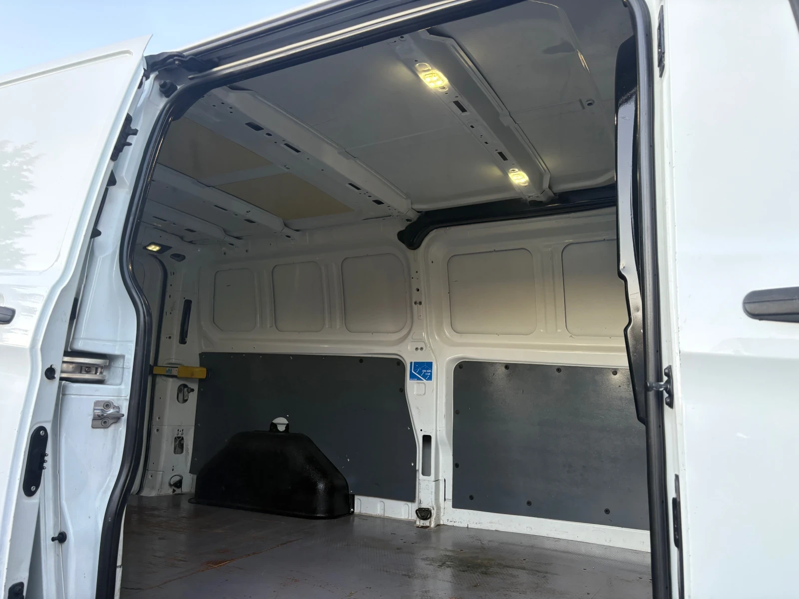 Ford Transit Custom КЛИМА! 178, 000км!!! МАКСИ!, снимка 12 - Бусове и автобуси - 56074552