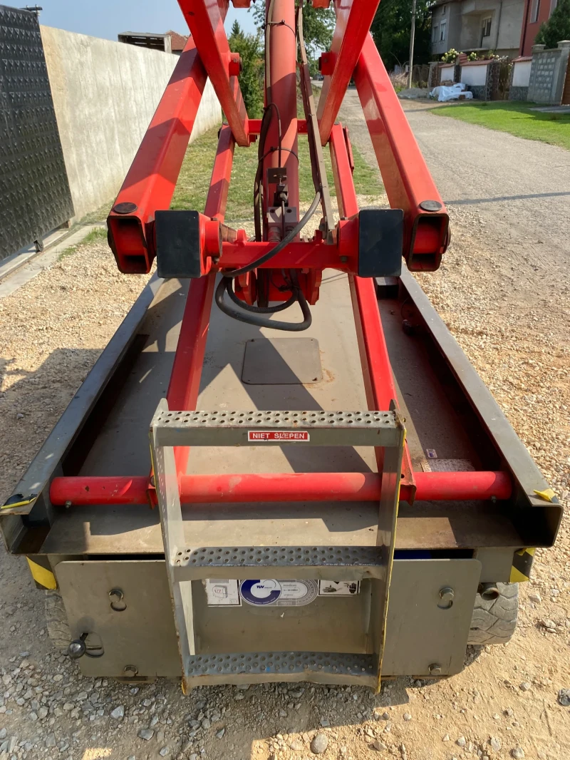 Автовишка Друга марка Haulotte Compact 10, снимка 9 - Индустриална техника - 51791072