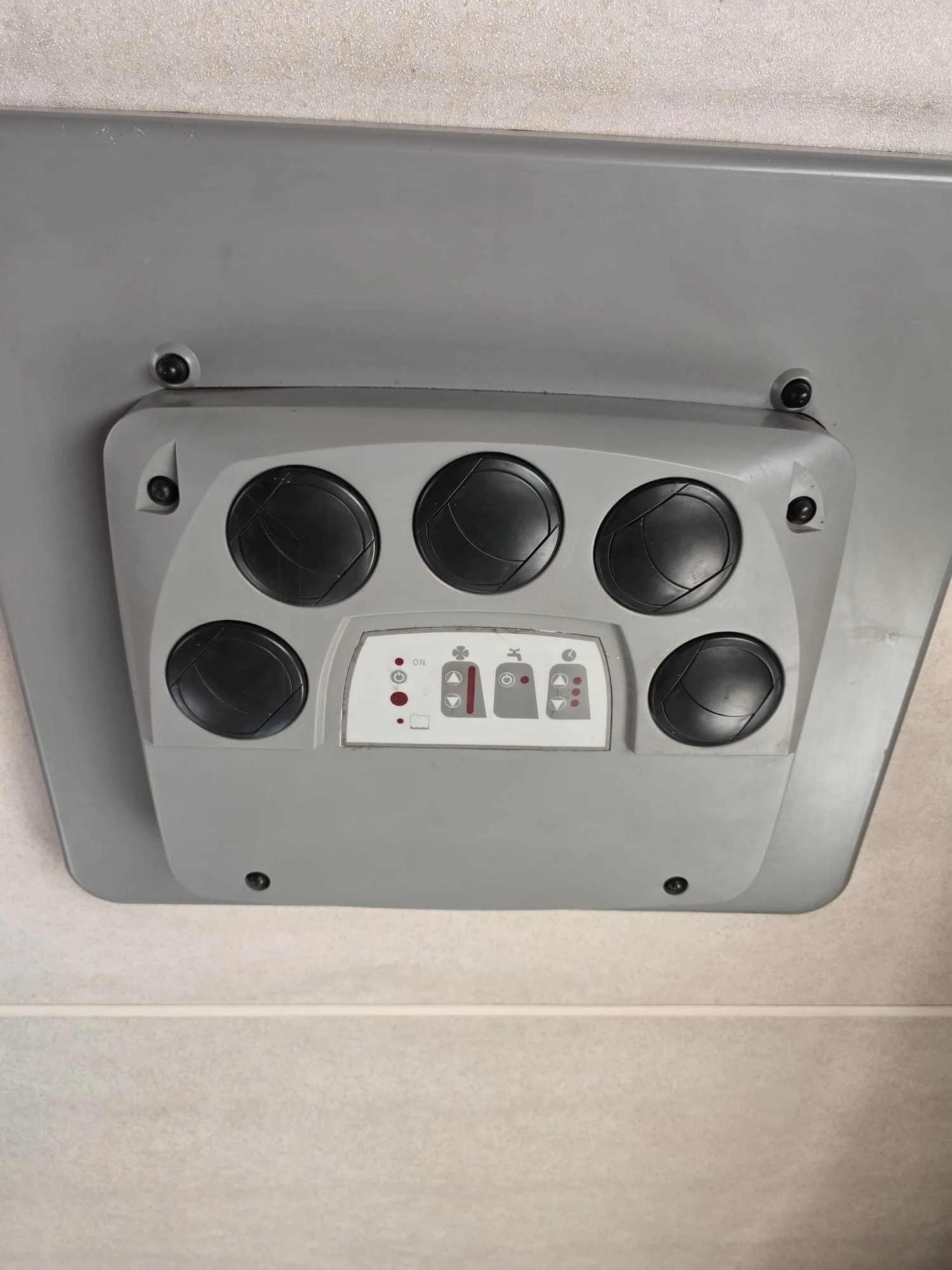 Кемпер Fiat Elnagh, снимка 13 - Каравани и кемпери - 53938860