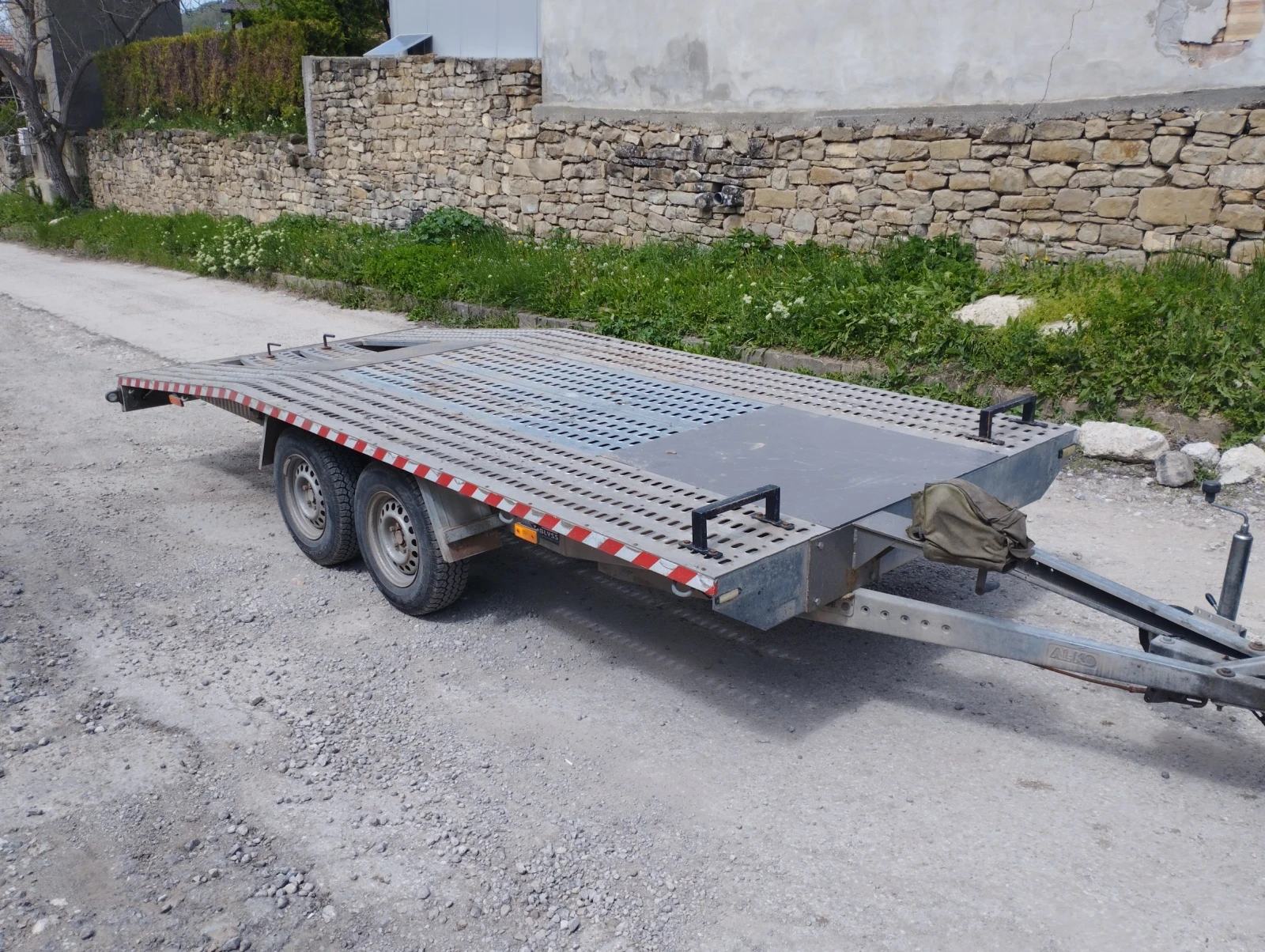 �� ��������� Blus | Mobile.bg � ����������� 1