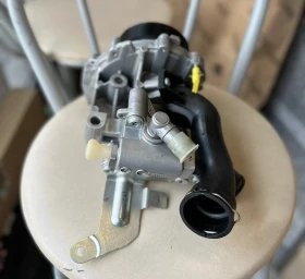 Водна/хидравлична помпа JEEP COMPASS/PATRIOT/CALIBER 2.2 CRDI  68090692AA / 68090692AB, снимка 4