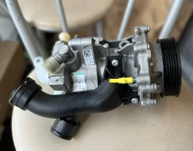Водна/хидравлична помпа JEEP COMPASS/PATRIOT/CALIBER 2.2 CRDI  68090692AA / 68090692AB, снимка 3