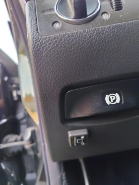 Mercedes-Benz E 320 ГАЗОВ ИНЖЕКЦИОН, снимка 11