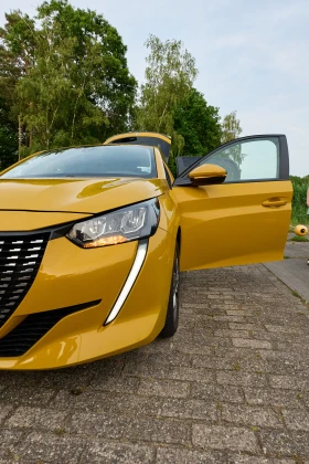 Peugeot 208, снимка 9
