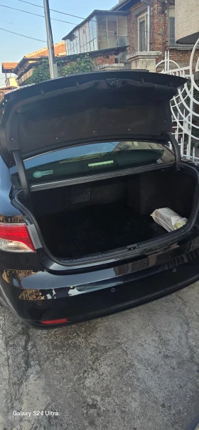 Toyota Avensis 2.2 D-4D Executive, снимка 12