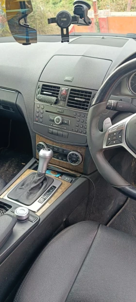 Mercedes-Benz C 320, снимка 7