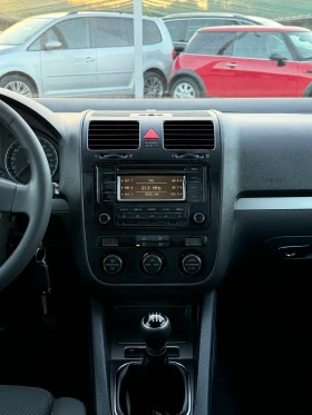 VW Golf 2.0TDI ИТАЛИЯ, снимка 11