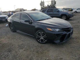 Toyota Camry SE* CarPlay* ISOFIX* подгрев* Keyless, снимка 3