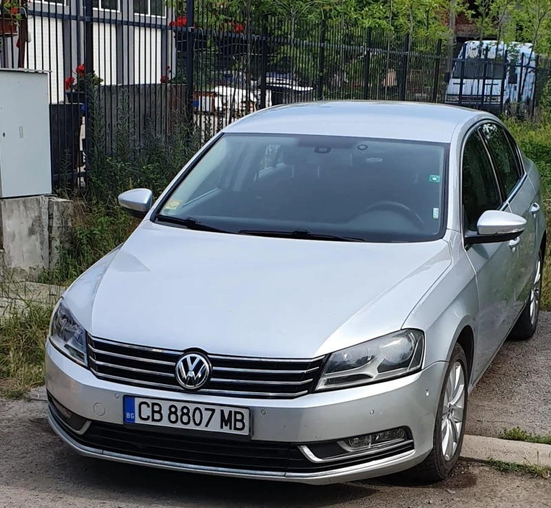 VW Passat Фабричен Метан 1.4, снимка 1 - Автомобили и джипове - 47468527