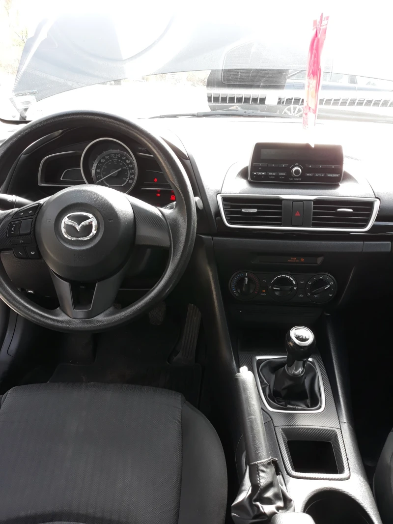 Mazda 3, снимка 15 - Автомобили и джипове - 46971035