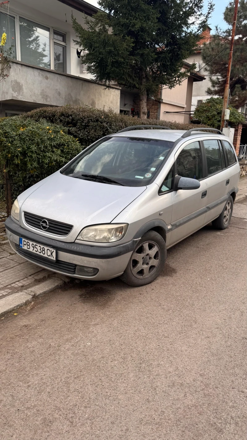 Opel Zafira, снимка 1 - Автомобили и джипове - 48356000