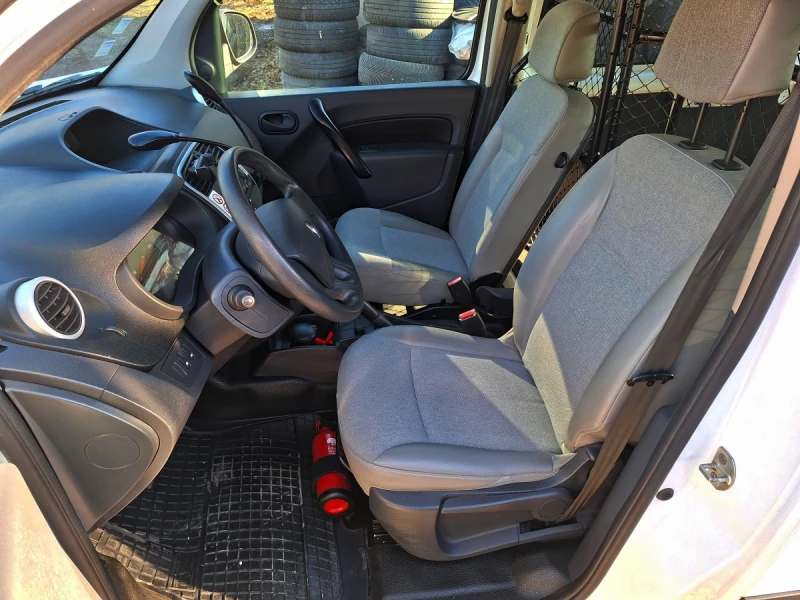 Renault Kangoo 1.5 DCI 95hp MAXI, снимка 10 - Автомобили и джипове - 49202374