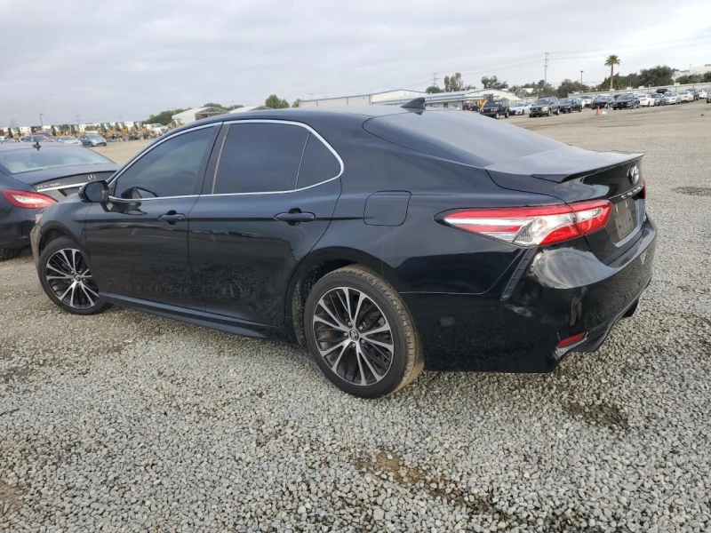 Toyota Camry SE* CarPlay* ISOFIX* подгрев* Keyless, снимка 4 - Автомобили и джипове - 49299854